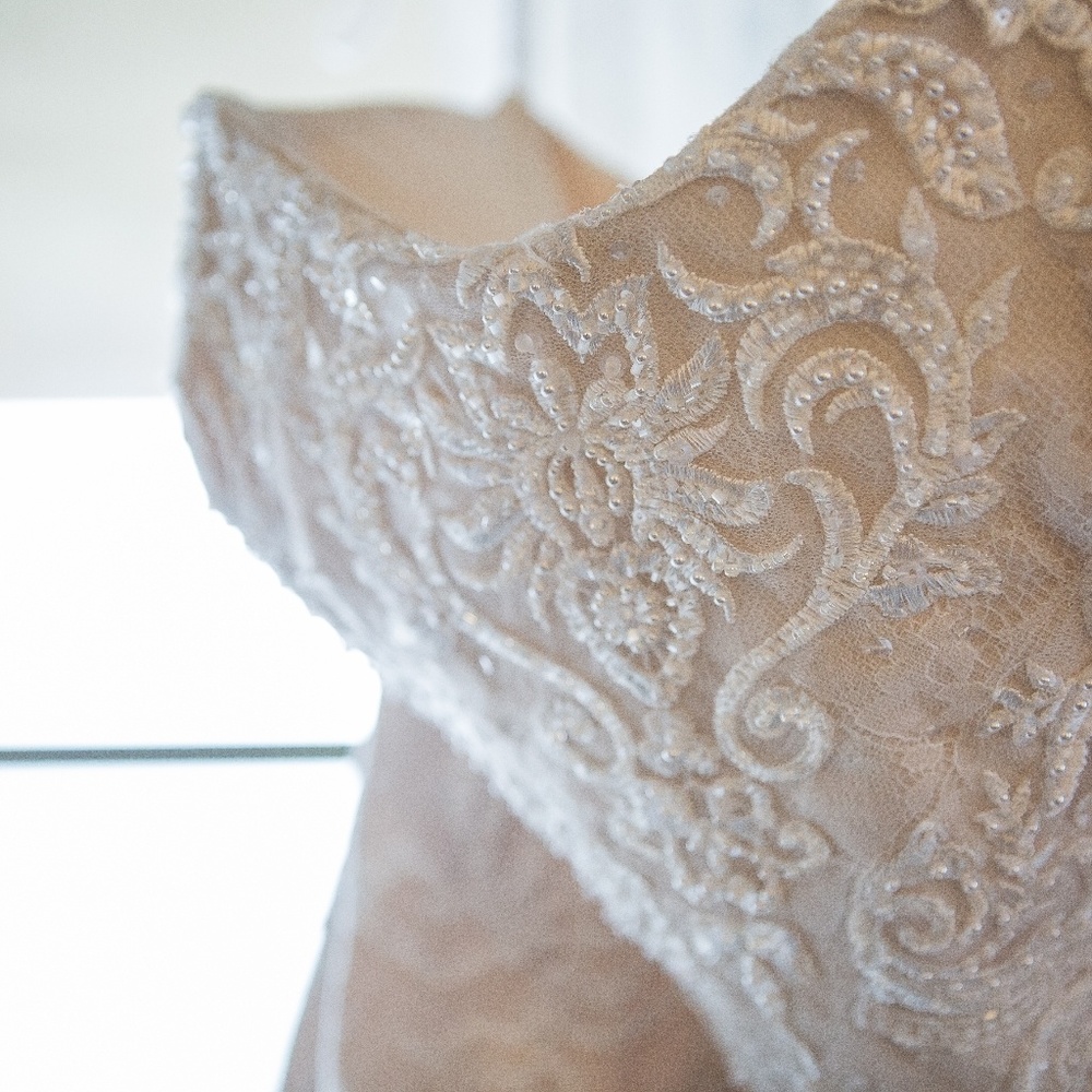 Wedding dress